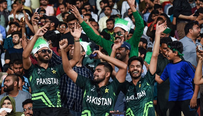 Pakistan-announces-relaxing-visa-policy-for-cricket-fans-during-Champions.jpg